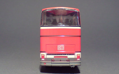 Setra-228-DT_01-04