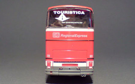 Setra-228-DT_02-04