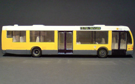 Den-Oudsten-B90_BVG-2095_01-02