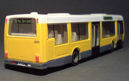 Den-Oudsten-B90_BVG-2095_01-03
