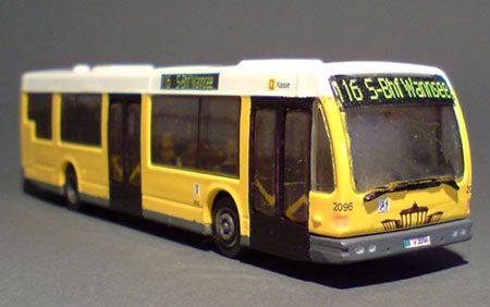 Den-Oudsten-B90_BVG-2096_02-01