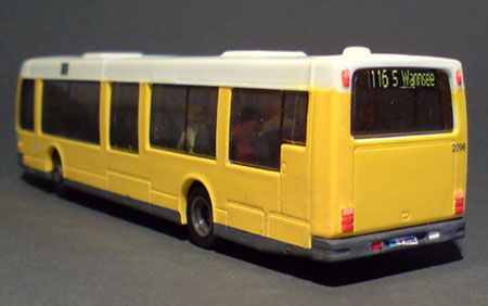 Den-Oudsten-B90_BVG-2096_02-05