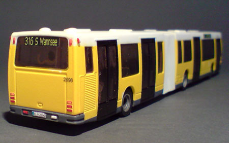 Den-Oudsten-B90_BVG-2696_04-03