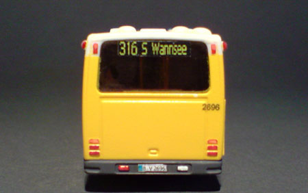 Den-Oudsten-B90_BVG-2696_04-04