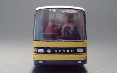 K-Setra-SG221-UL_BVG-2695_ROSE_01-08