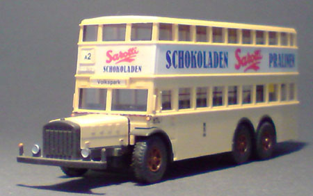 Mercedes-Benz-D38_BVG-874_Sarotti_01-07