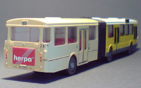 Mercedes-Benz-O305G_BVG-2677_01-03