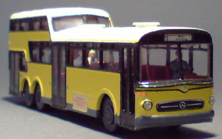 Mercedes-Benz-O317-Anderthalbdecker_BVG-3672_Rheinbahn_01-01