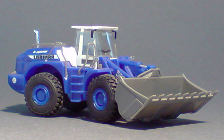 Liebherr-Radlader-L580_Hochtief_01-01