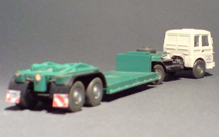 MAN-Tiefladesattelzug_01-02