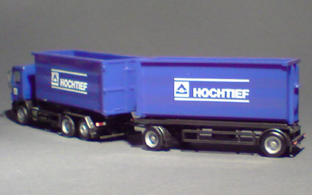 Mercedes-Benz-Actros-Abrollcontainer-Haengerzug_Hochtief_01-03