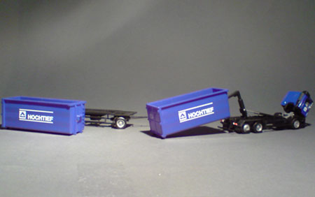 Mercedes-Benz-Actros-Abrollcontainer-Haengerzug_Hochtief_01-05