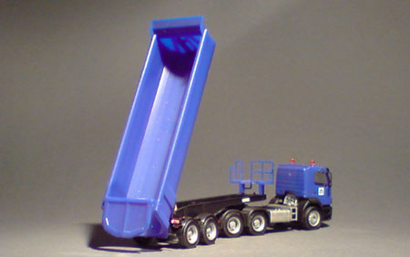 Mercedes-Benz-Axor-Mulden-Sattelzug_Hochtief_01-05