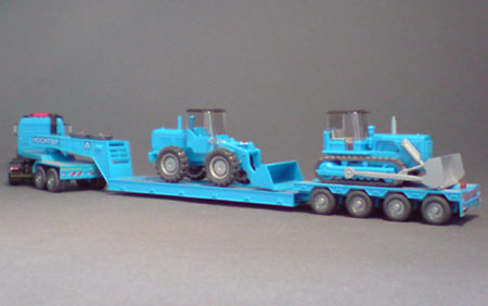 Mercedes-Benz-SK-Tiefladesattelzug_01-03