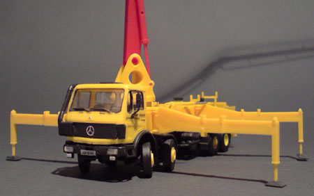 Mercedes-Benz_Betonpumpe_01-04