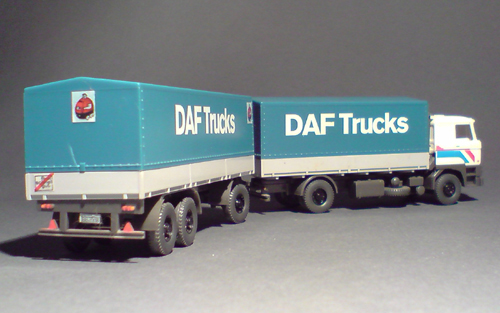 DAF-3300_DAF-Trucks_01-02