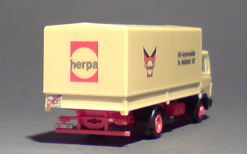 Mercedes-Benz_Herpa_01-02