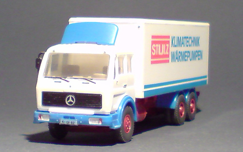 Mercedes-Benz_STULZ_01-04