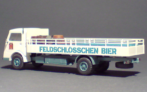 Saurer_Feldschloesschen-Bier_01-03