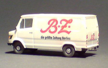 Mercedes-Benz-207D_BZ_01-03