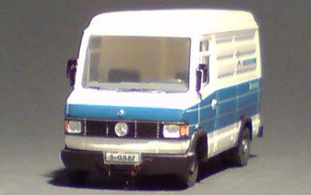 Mercedes-Benz-Vario_Mercedes_01-04
