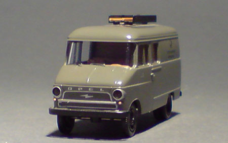 Opel-Blitz_Fernmeldedienst_01-04
