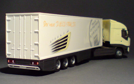 Iveco-Stralis_Stralis_01-02