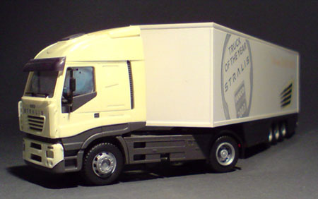 Iveco-Stralis_Stralis_01-04