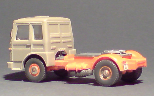 MAN-Solo-Zugmaschine_01-03