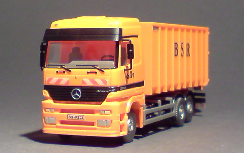 Mercedes-Benz-Actros-Abrollcontainer_BSR_01-04