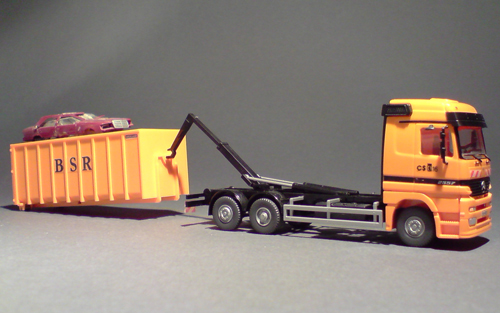 Mercedes-Benz-Actros-Abrollcontainer_BSR_01-05