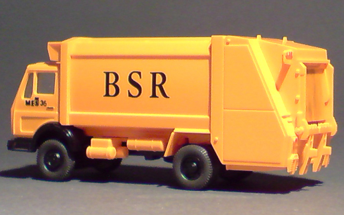 Mercedes-Benz-Pressmüllwagen_BSR_02-03