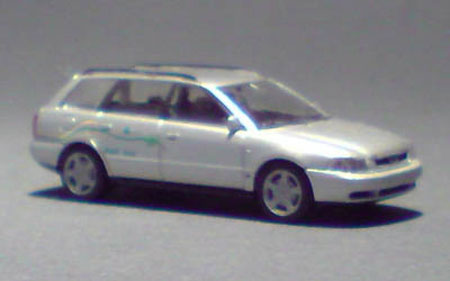 Audi-A4-Avant_01-01