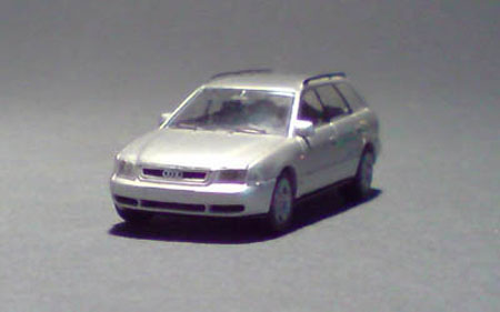 Audi-A4-Avant_01-04