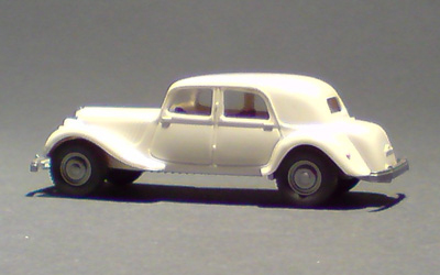 Citröen-15CV_01-03