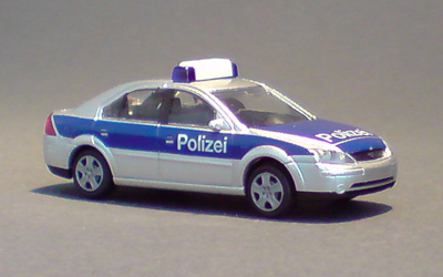 Ford-Mondeo_01-01