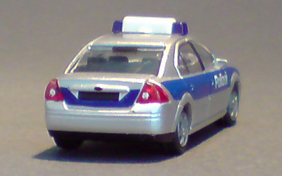 Ford-Mondeo_01-02