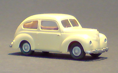Ford-Taunus_01-01
