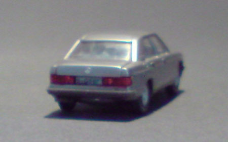 Mercedes-Benz-190D_01-02
