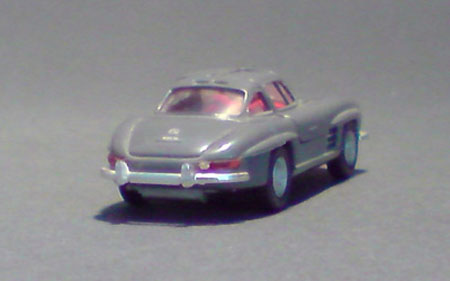 Mercedes-Benz-300SL-Flügeltür_01-02