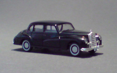 Mercedes-Benz-300_01-01