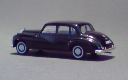 Mercedes-Benz-300_01-03