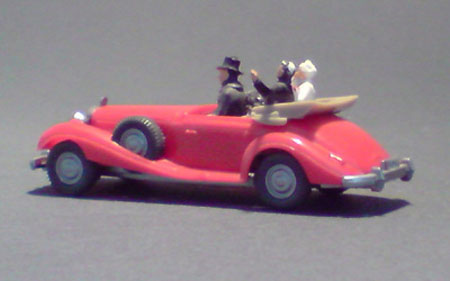 Mercedes-Benz-540K-Cabrio_01-03