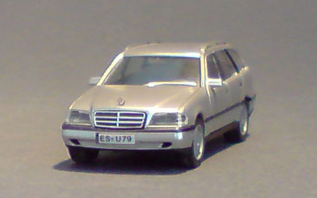 Mercedes-Benz-C-KlasseT_01-04