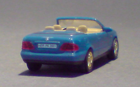 Mercedes-Benz-E-Cabrio_02-02