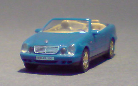 Mercedes-Benz-E-Cabrio_02-04