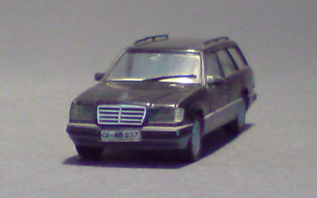 Mercedes-Benz-E-KlasseT_01-04