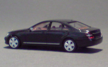 Mercedes-Benz-S-Klasse_02-03