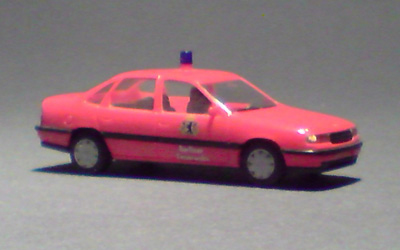 Opel-Vectra_01-01