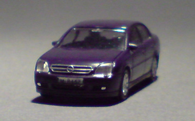 Opel-Vectra_04-04